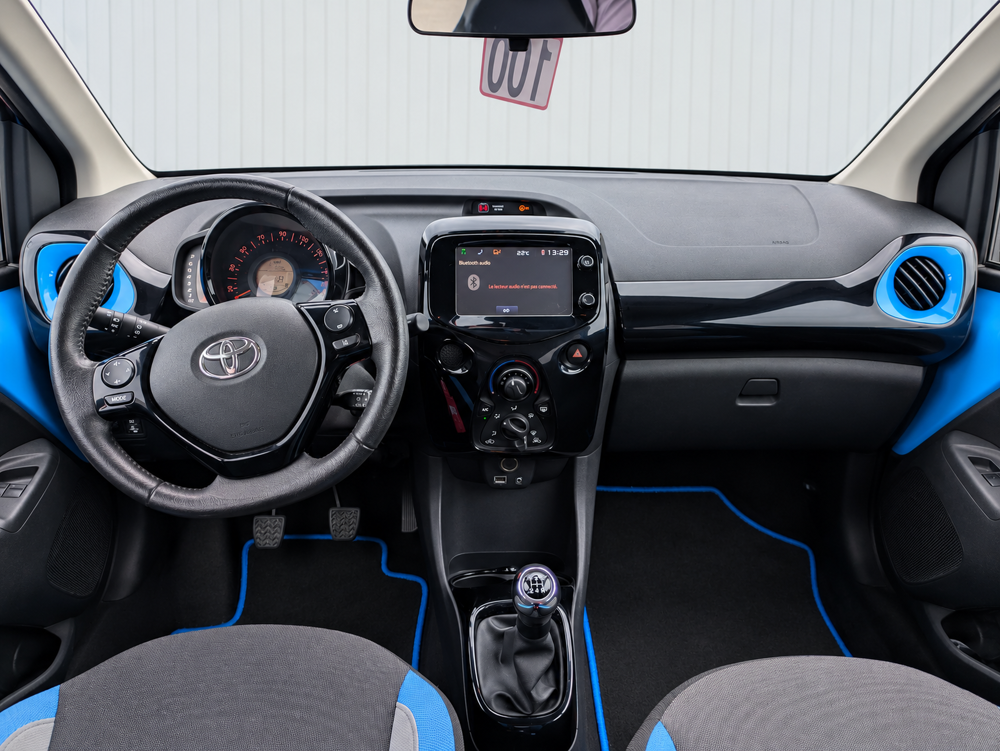 Aygo 1.0 VVT-i 69ch S&S x-cite Bleu Cyan 5p 2015 occasion 49124 Saint-Barth&eacute;lemy-d'Anjou