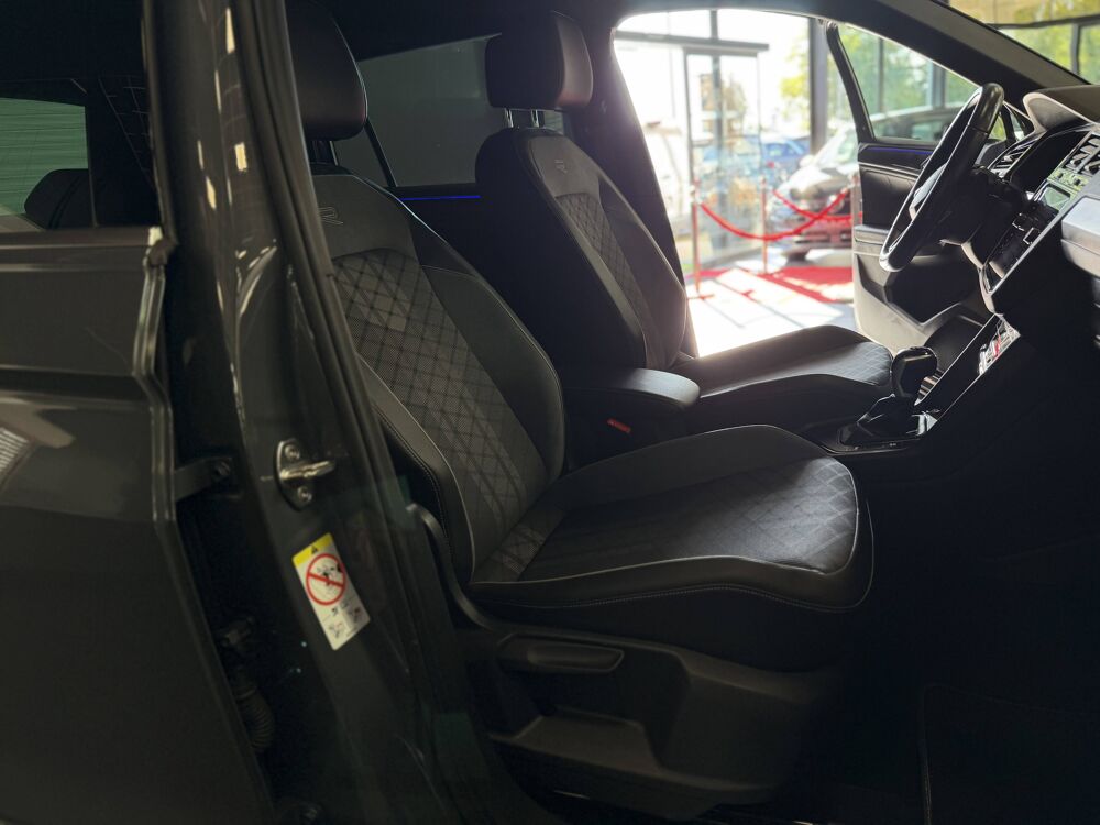 Tiguan VOLKSWAGEN TIGUAN III 2.0 TDI 150 CV R-LINE DSG 2024 occasion 77240 Vert-Saint-Denis