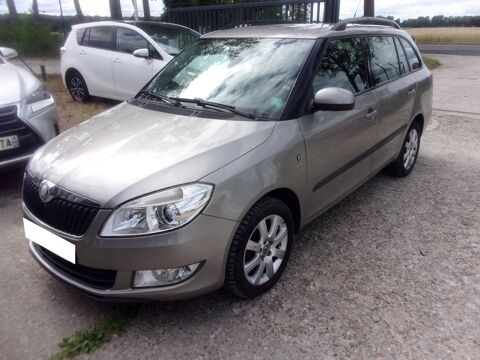 Annonce voiture Skoda Fabia 5450 