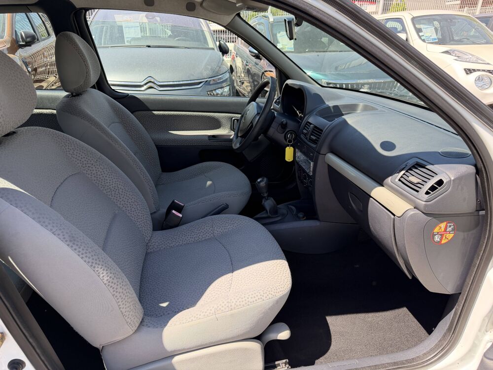 Clio II (B/C65) 1.2 60ch Dynamique 3p 2006 occasion 38130 &Eacute;chirolles