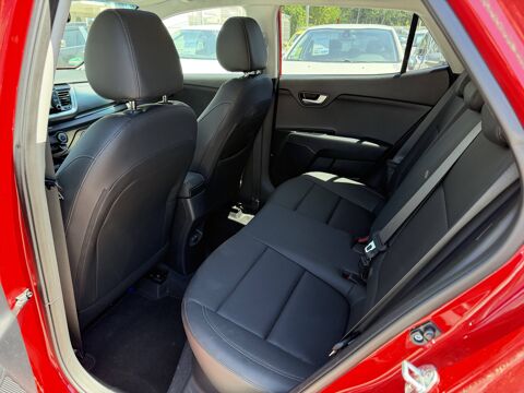 Stonic 1.0 T-GDI 120 CH PLATINUM EDITION TOIT OUVRANT 1ERE MAIN 2019 occasion 38130 &Eacute;chirolles