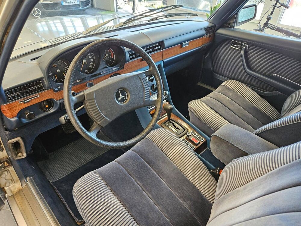 Classe A 450 SEL 6.9 L 1976 occasion 06250 Mougins