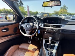 S&eacute;rie 3 V (E93) 320dA 184ch M Sport 2012 occasion 69800 Saint-Priest