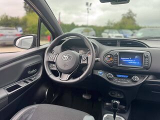 Yaris III 100h Chic 5p 2018 occasion 69800 Saint-Priest