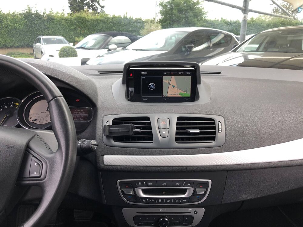 M&eacute;gane 1.2 TCe 115ch energy Zen eco&sup2; 2014 occasion 69800 Saint-Priest