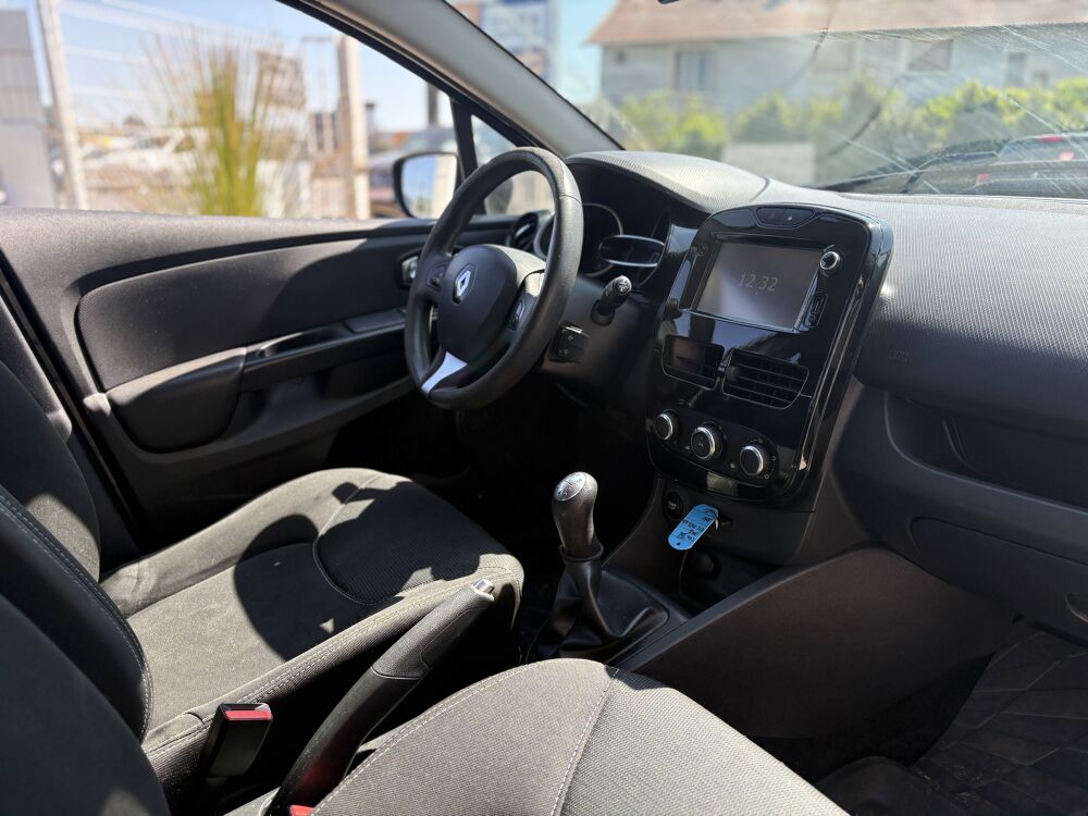 Clio IV 1.5 dCi 90ch energy Business 5p 2016 occasion 69800 Saint-Priest