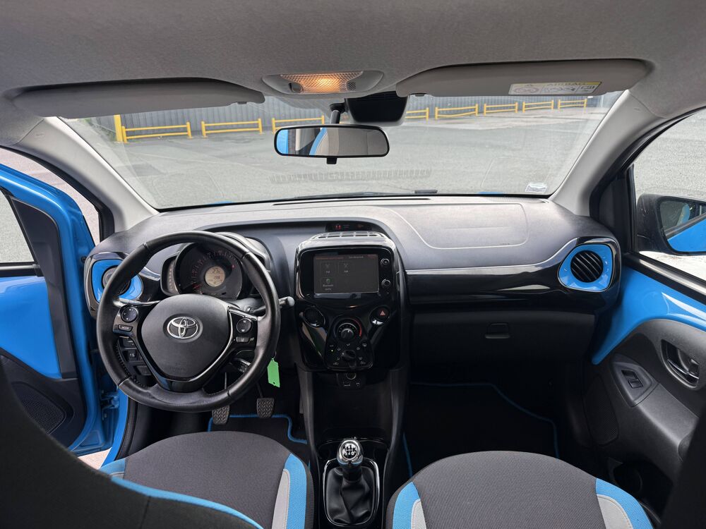Aygo 1.0 VVT-i 69ch S&S x-cite Bleu Cyan 5p 2015 occasion 49124 Saint-Barth&eacute;lemy-d'Anjou