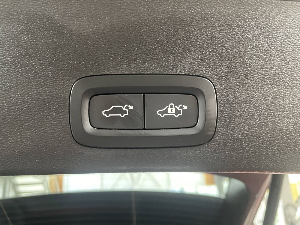 XC40 T4 Recharge 129 + 82ch Start DCT 7 2022 occasion 92500 Rueil-Malmaison