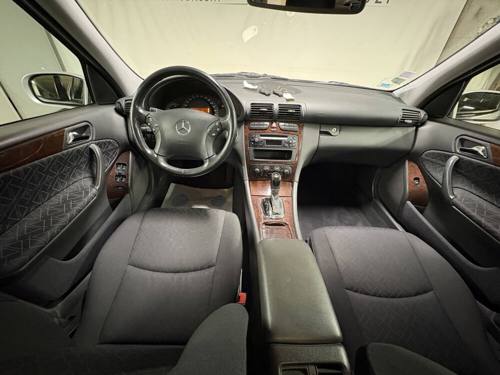 Classe C II (W203) 200K Elegance BA 2001 occasion 75010 Paris