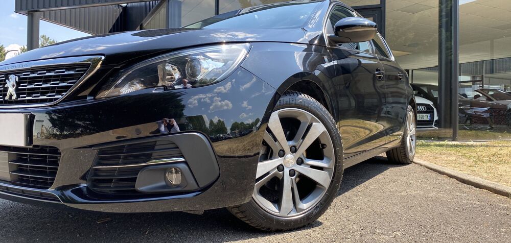 308 1.2 PureTech 130ch S&amp;S Tech Edition EAT8 7cv 2020 occasion 78200 Buchelay