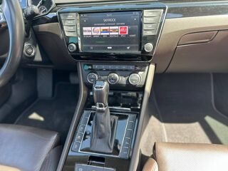 Superb III 2.0 TDI190 Laurin&Klement 4x4 DSG 2016 occasion 69800 Saint-Priest