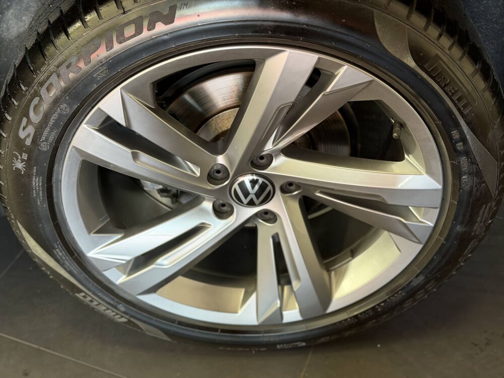 Tiguan VOLKSWAGEN TIGUAN III 2.0 TDI 150 CV R-LINE DSG 2024 occasion 77240 Vert-Saint-Denis