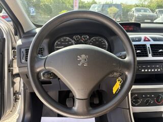 307 1.4 16v Confort 5p 2006 occasion 69800 Saint-Priest