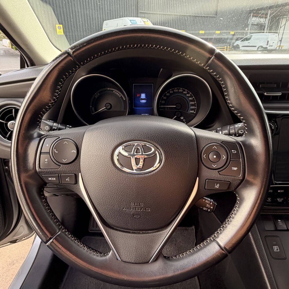 Auris II HSD 136h Design 2016 occasion 49124 Saint-Barth&eacute;lemy-d'Anjou