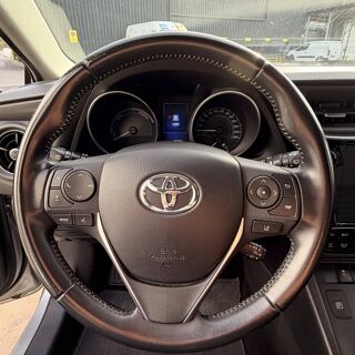 Auris II HSD 136h Design 2016 occasion 49124 Saint-Barth&eacute;lemy-d'Anjou