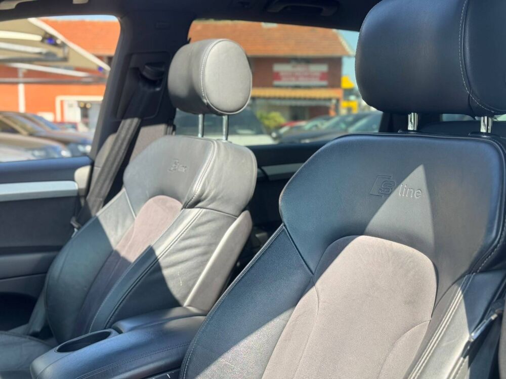 Q7 3.0 TDI S line quattro Tiptronic 7 places 2011 occasion 69800 Saint-Priest