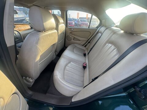 X-Type 2.0 D 130 Executive 2007 occasion 84100 Orange