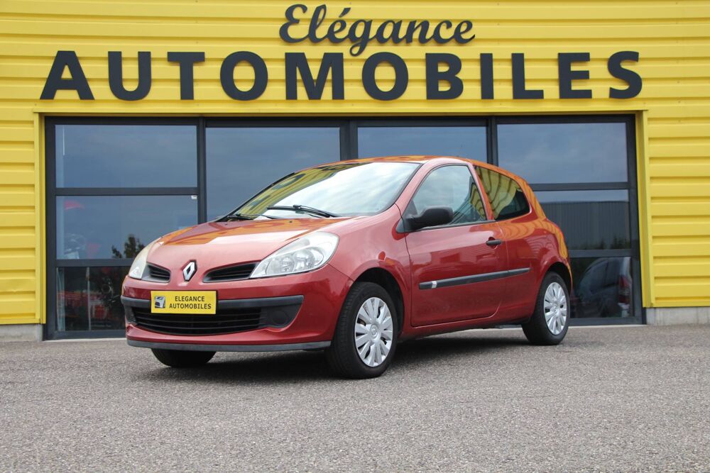 Clio III (B/C85) 1.2 16v 75ch Confort Pack Clim Dynamique 3p 2006 occasion 68190 Ensisheim