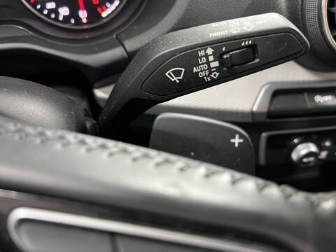 Q2 30 TDI 1,6 TDI 116CH S TRONIC 7 2019 occasion 92500 Rueil-Malmaison