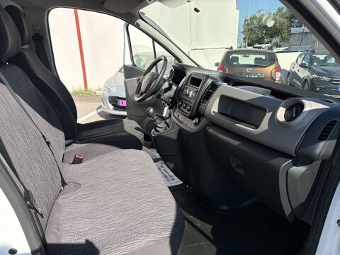 Trafic FGN L1H1 DCI 90 CONFORT 2015 occasion 13220 Ch&acirc;teauneuf-les-Martigues