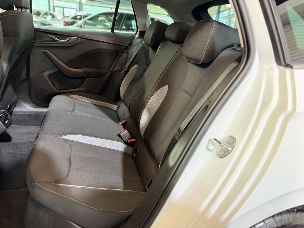 Scala SKODA SCALA 1.0 TSI BVA SELECTION 2025 occasion 77240 Vert-Saint-Denis