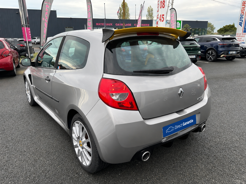 Clio 2.0 16v 203ch Renault Sport Cup 3p 2011 occasion 17430 Tonnay-Charente