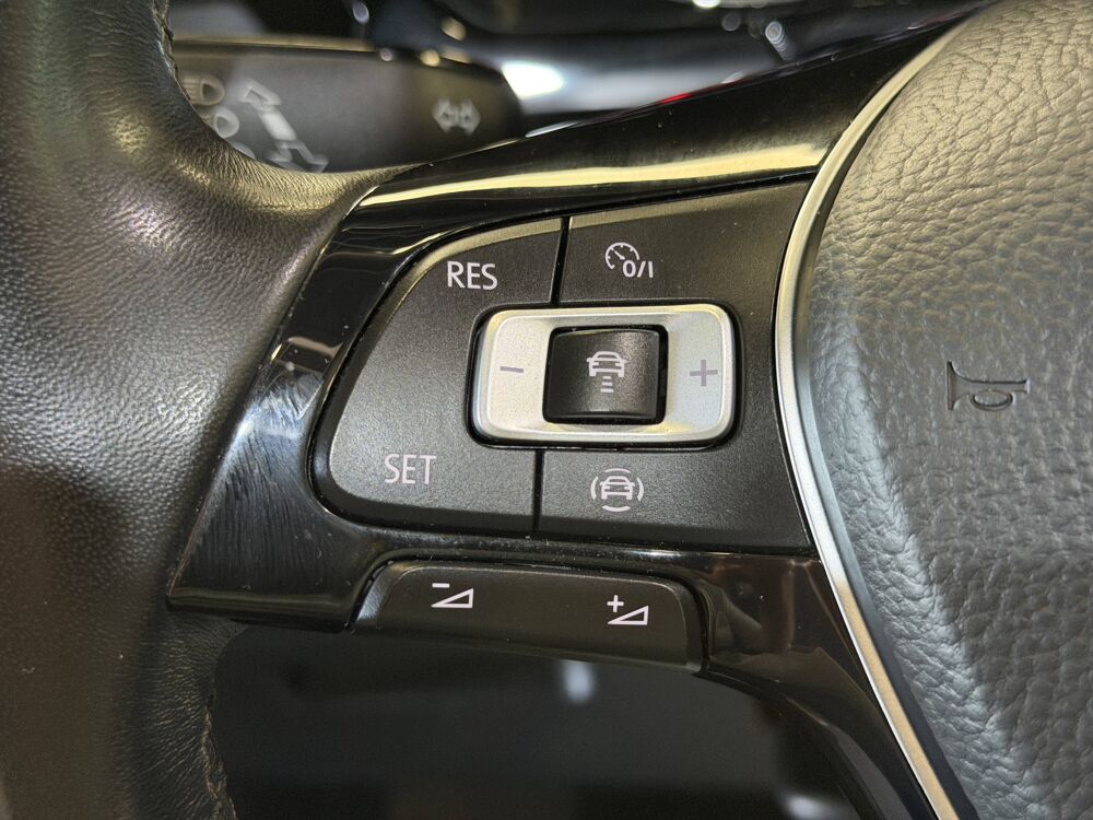 Touran TOURAN 2.0 TDI 150 DSG HIGHLINE TO 2021 occasion 77240 Vert-Saint-Denis