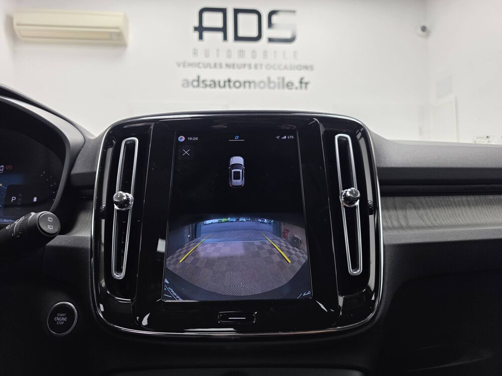 XC40 B3 163ch Lounge Edition DCT 7 2025 occasion 57980 Diebling