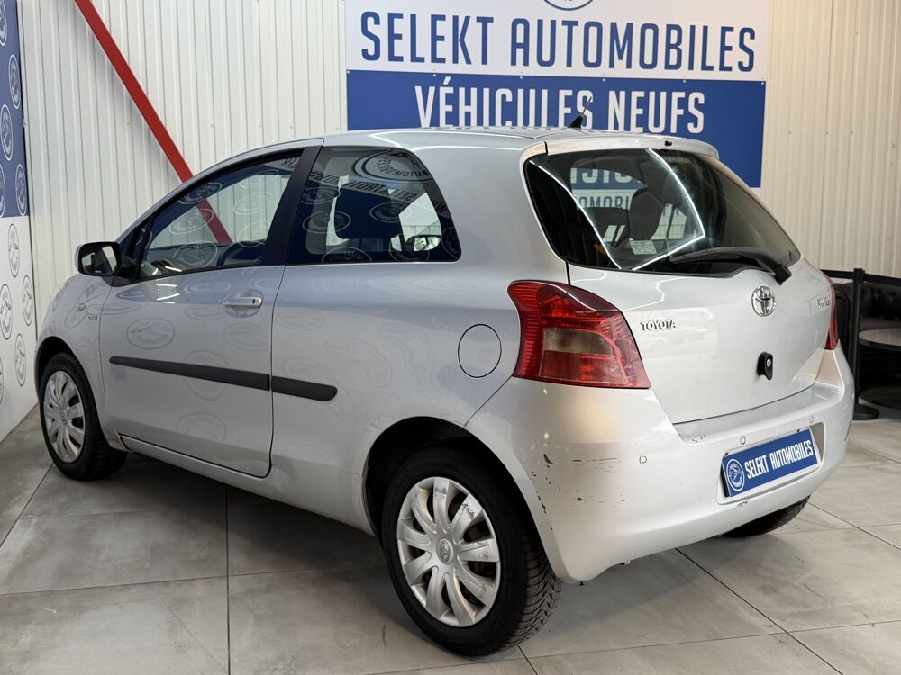 Yaris II 90 D-4D Luna Pack 3p 2008 occasion 38130 &Eacute;chirolles
