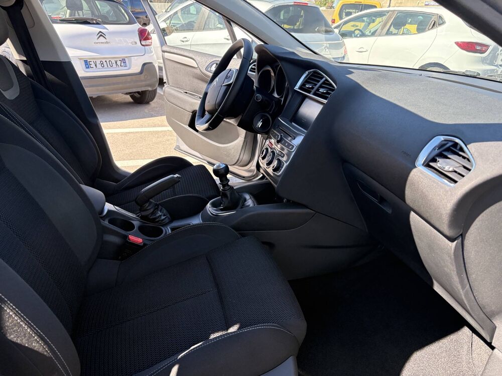 C4 II BlueHDi 120ch Millenium S&S 2016 occasion 13220 Ch&acirc;teauneuf-les-Martigues