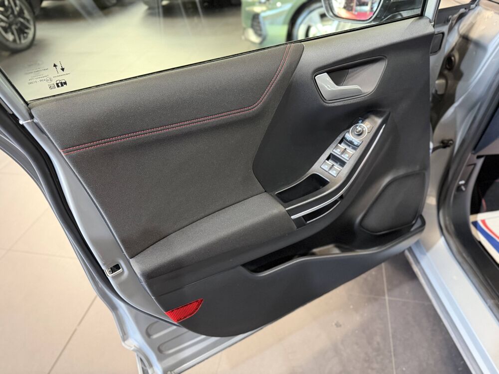 Puma FORD PUMA II (2) 1.0 ECOBOOST 155 MHEV S&S ST-LINE POWERSHIF 2024 occasion 77240 Vert-Saint-Denis
