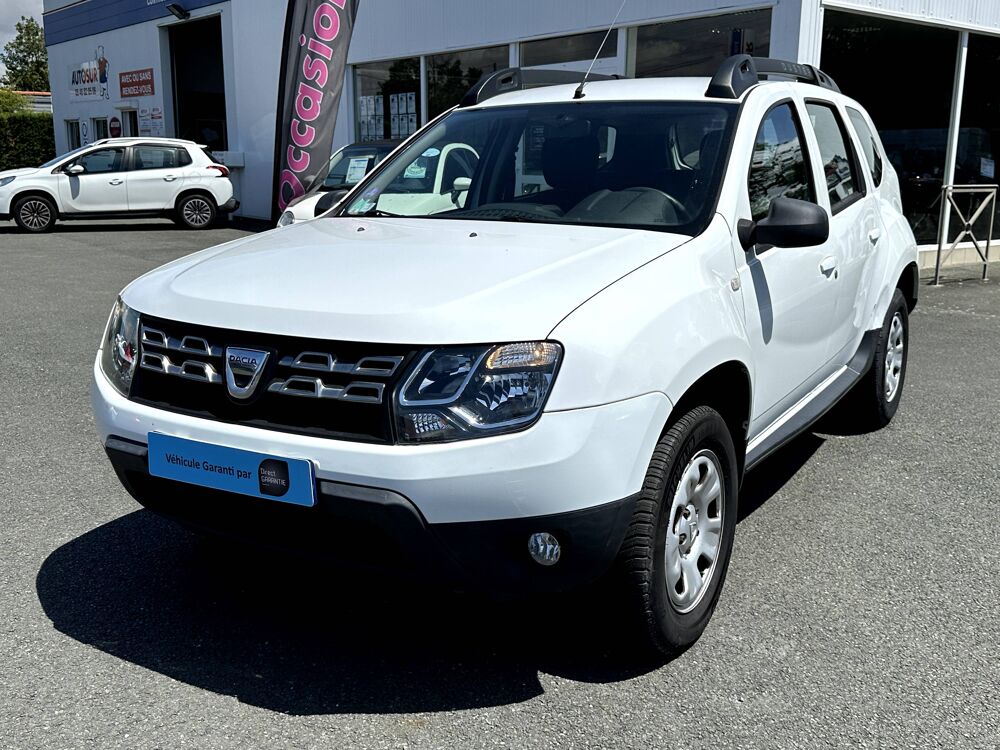 Duster 1.2 TCe 125 Euro6 Laur&eacute;ate 4X2 2016 occasion 17430 Tonnay-Charente