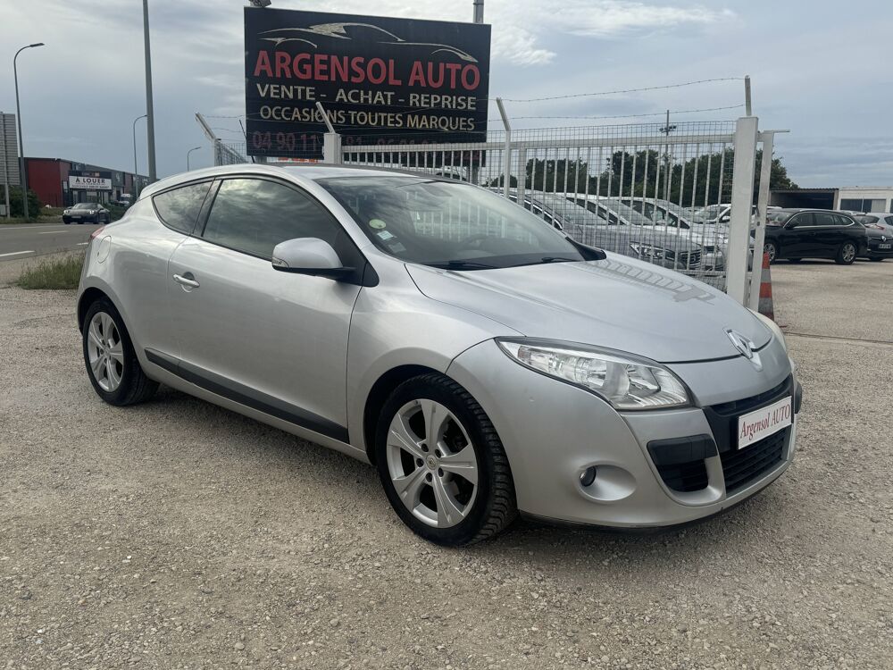 M&eacute;gane III Coupe 1.9 DCI 130 BV6 Dynamique 2010 occasion 84100 Orange