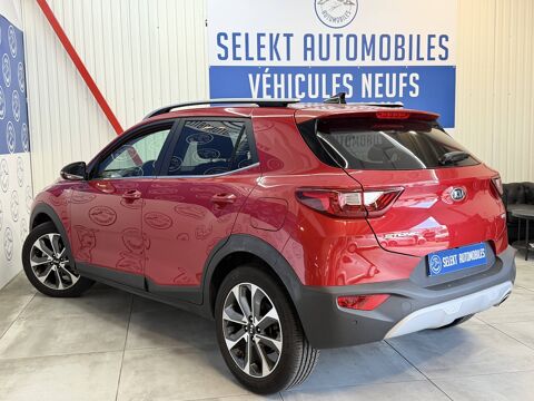 Stonic 1.0 T-GDI 120 CH PLATINUM EDITION TOIT OUVRANT 1ERE MAIN 2019 occasion 38130 &Eacute;chirolles
