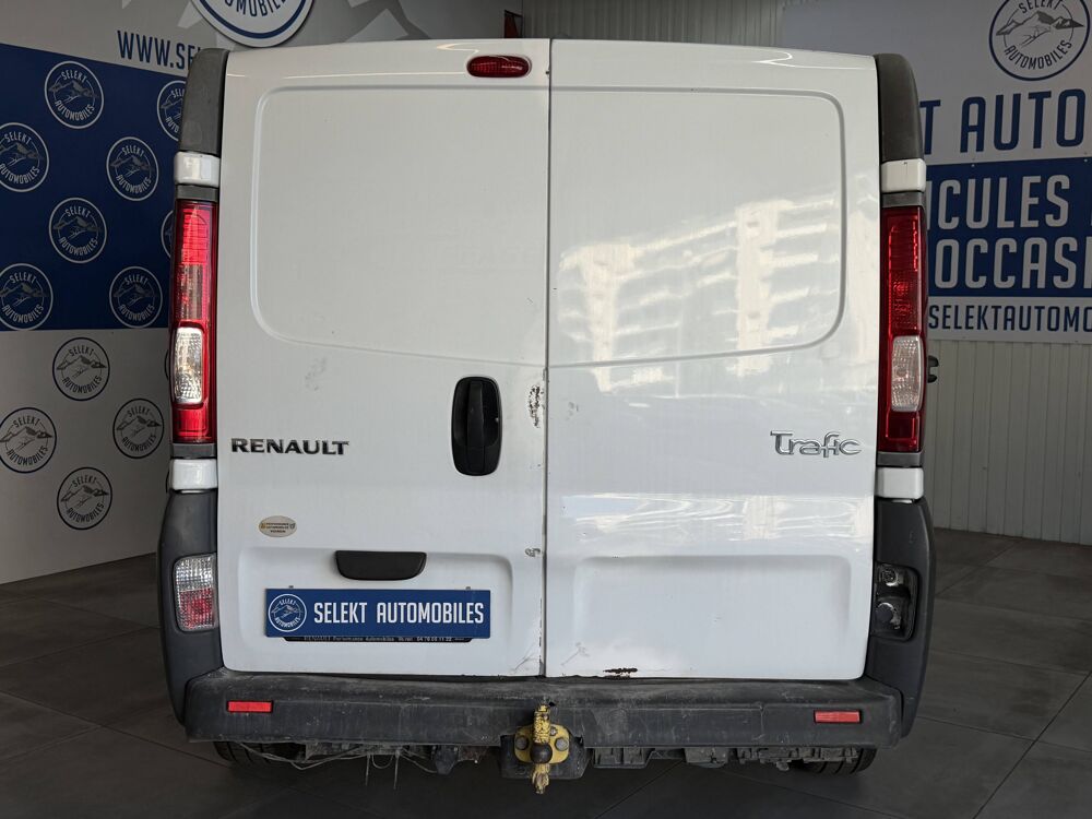 Trafic II 2.0 dCi115 FAP L2H1 1200 kg Privilege 2010 occasion 38130 &Eacute;chirolles