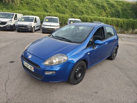 Annonce voiture Fiat Punto 3500 €