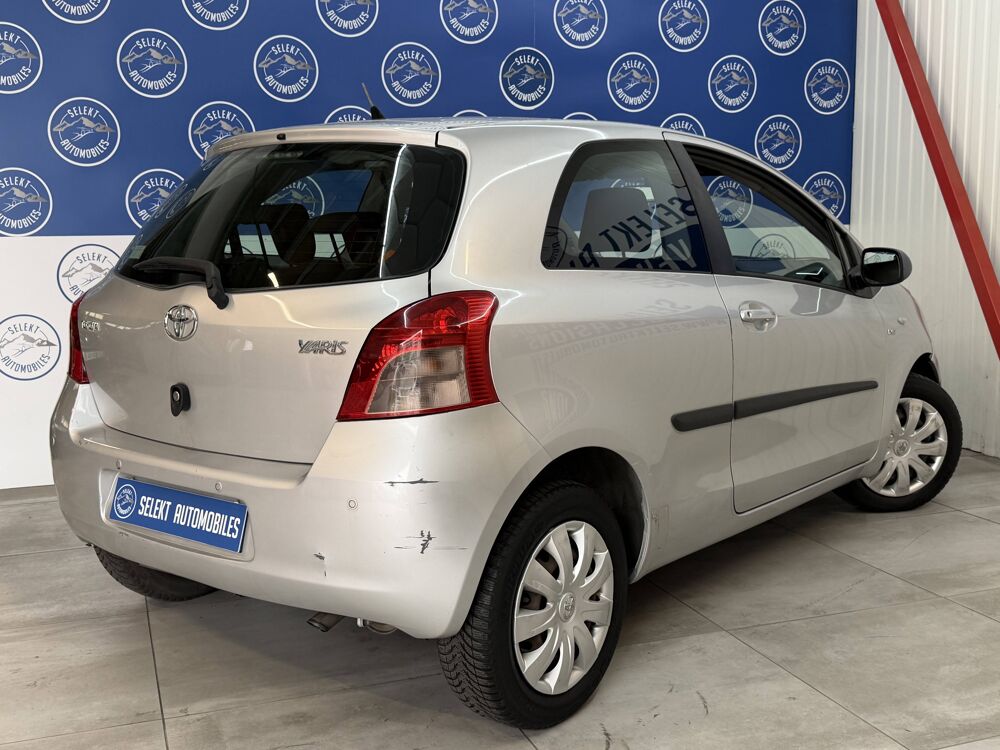 Yaris II 90 D-4D Luna Pack 3p 2008 occasion 38130 &Eacute;chirolles