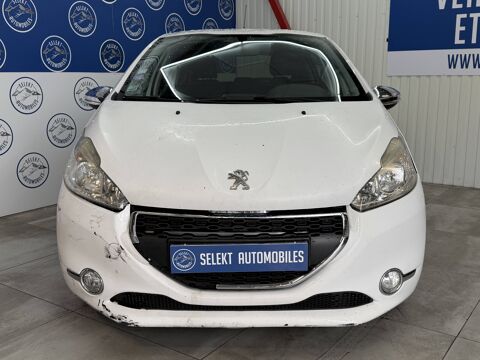 208 1.2 VTi 82 CH 2014 occasion 38130 &Eacute;chirolles