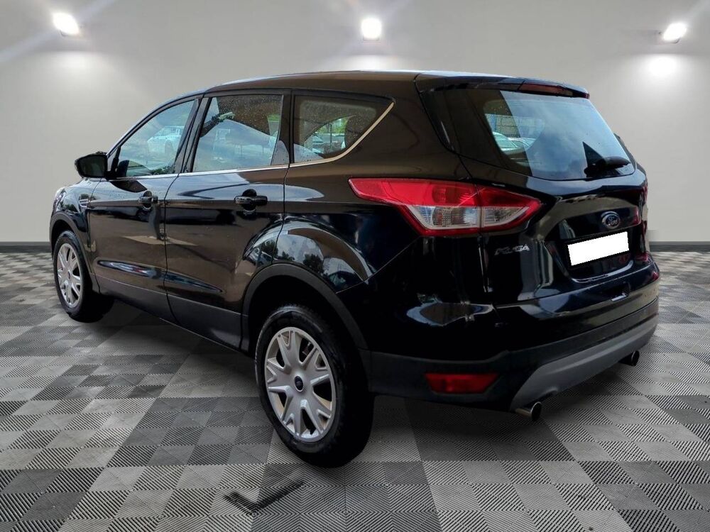 Kuga Ph2. 2.0 TDCI 140 BV6 TREND/ 1&egrave;re Main 2013 occasion 84100 Orange