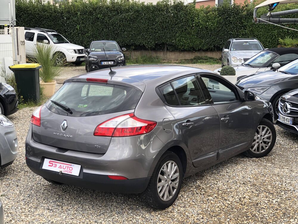 M&eacute;gane 1.2 TCe 115ch energy Zen eco&sup2; 2014 occasion 69800 Saint-Priest