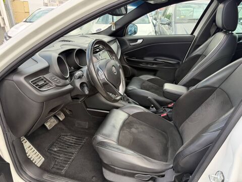 Giulietta III QUADRIFOGLIO VERDE PHASE 2 1.75 TBI 240 CH BOITE AUTO 2015 occasion 38130 &Eacute;chirolles