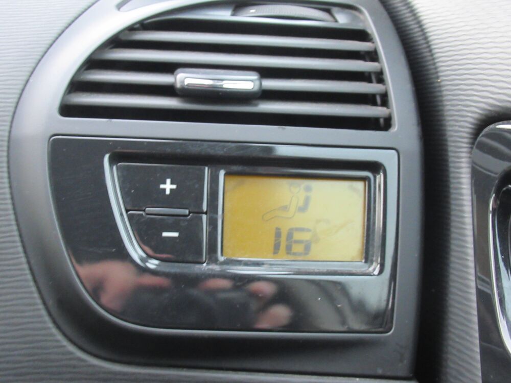 C4 Picasso 1.6 e-HDI 110ch Exclusive BMP6 2012 occasion 10410 Saint-Parres-aux-Tertres