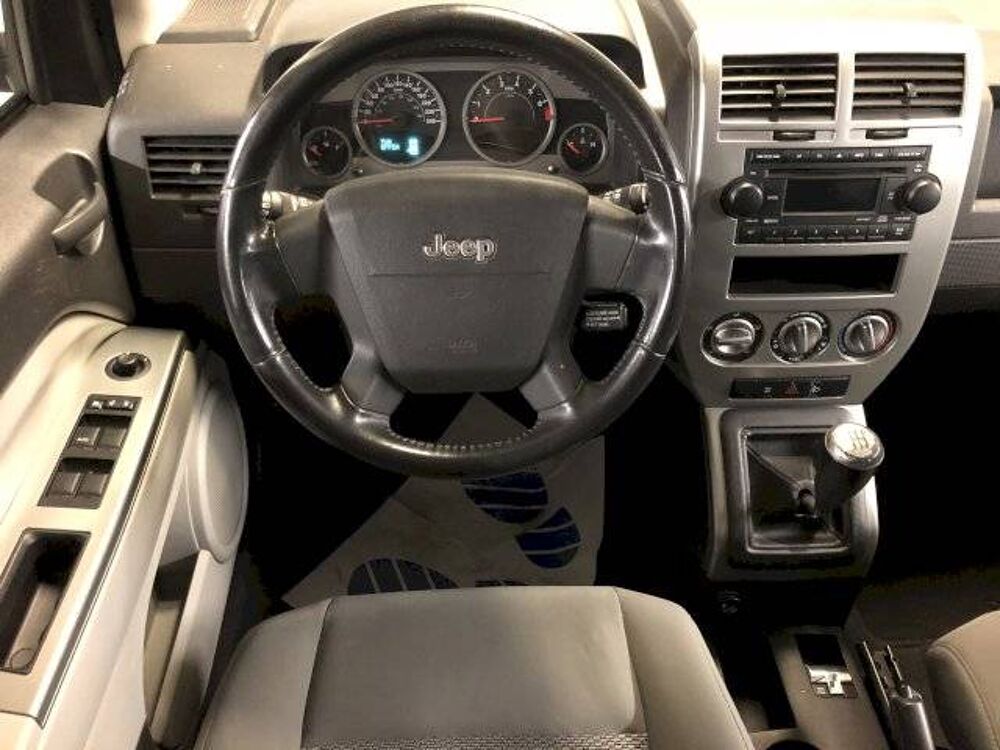 Compass 2.4 VVT Limited 2006 occasion 75010 Paris