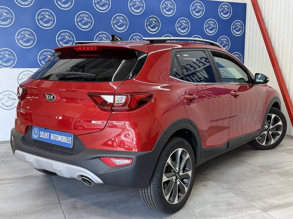 Stonic 1.0 T-GDI 120 CH PLATINUM EDITION TOIT OUVRANT 1ERE MAIN 2019 occasion 38130 &Eacute;chirolles