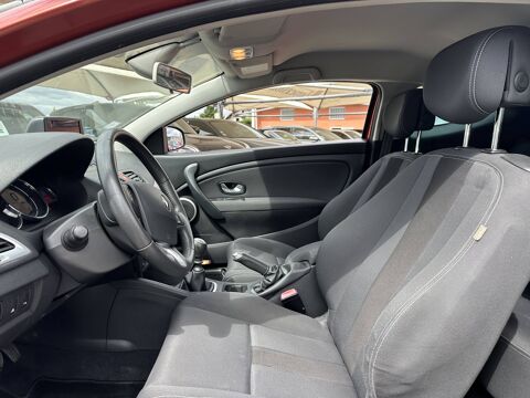 M&eacute;gane III 1.6 16v Expression 2009 occasion 69800 Saint-Priest