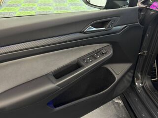 Golf 1.5 eTSI OPF 150ch R-Line DSG7 2023 occasion 06250 Mougins