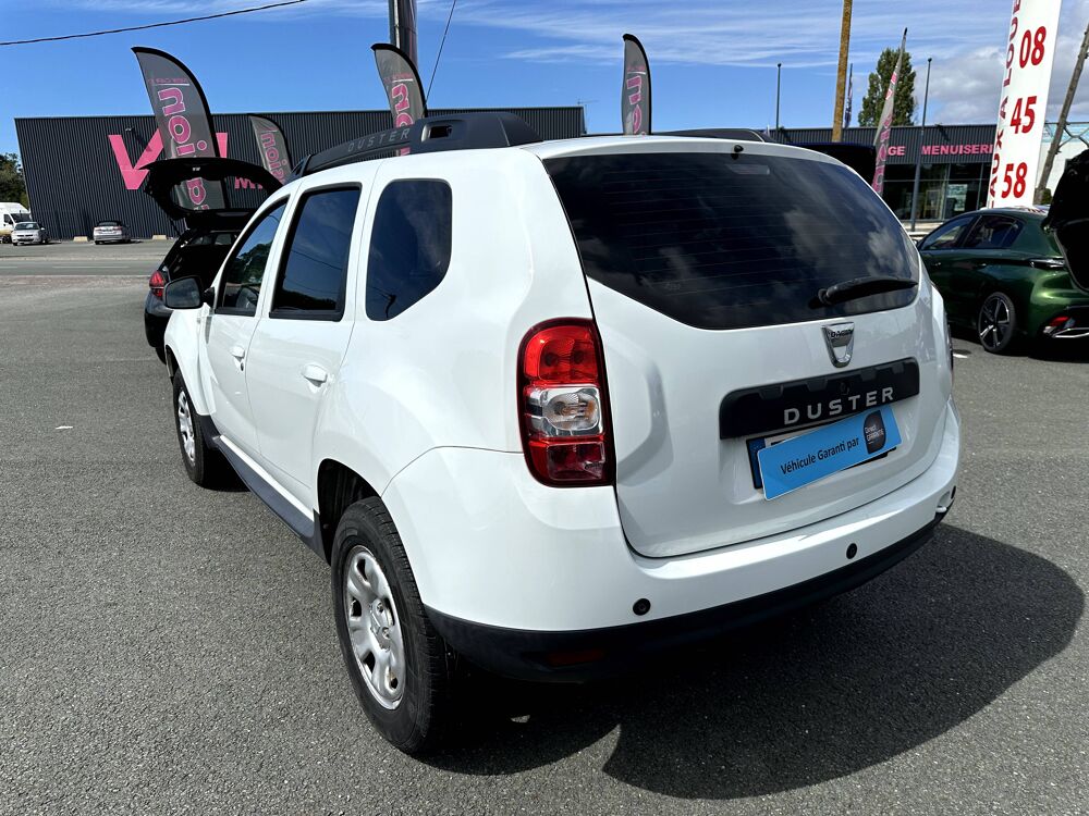 Duster 1.2 TCe 125 Euro6 Laur&eacute;ate 4X2 2016 occasion 17430 Tonnay-Charente