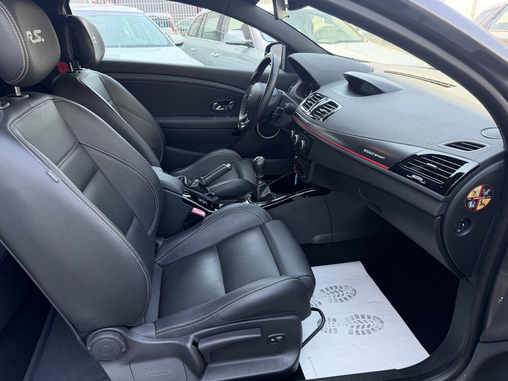 M&eacute;gane III RS 2.0T 265 CH KIT ELIA 2013 occasion 38130 &Eacute;chirolles