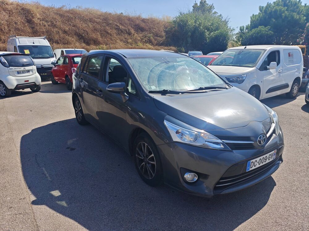 Verso Phase 2 (AU-ZG) 2.0 D-4D 16V 124 cv 2014 occasion 66430 Bompas