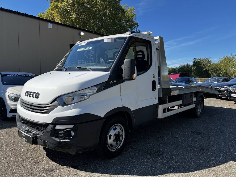 Daily IVECO 2 2.3 D 136 cv Bo&icirc;te auto 2019 occasion 47390 Layrac
